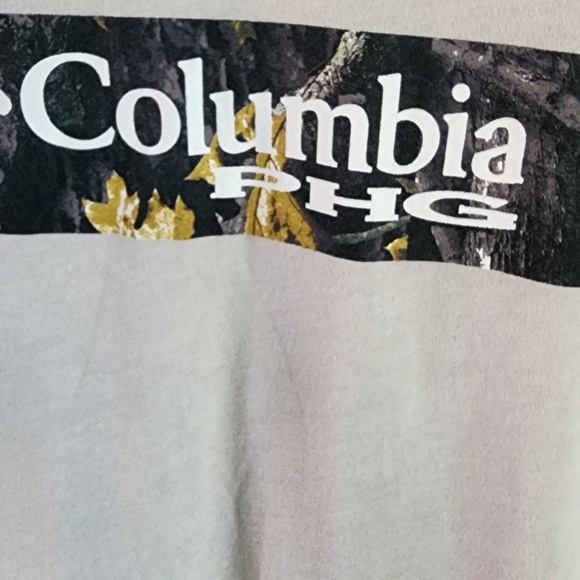 Columbia Men's Light Tan Graphic Tee - Picture 3 of 4
